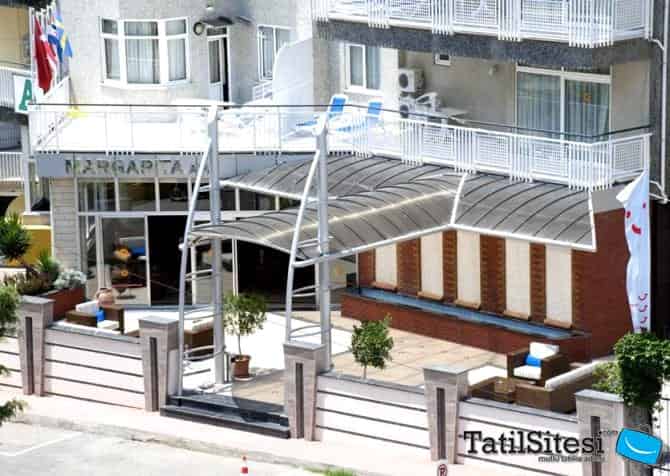 Margarita Suit Hotel